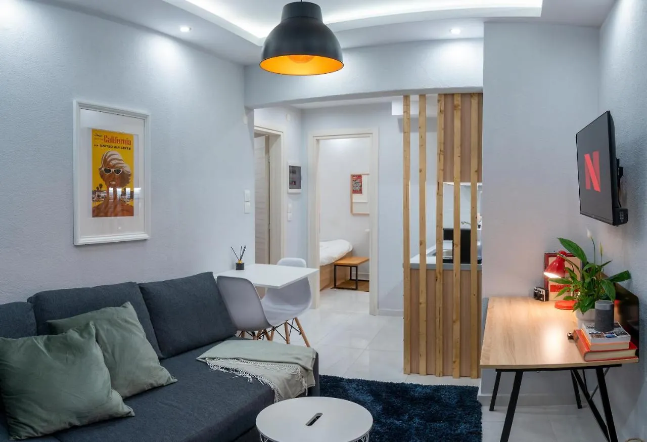 Apartment Discover_1 Modern Retreat At The Heart Of The City Thessaloniki
